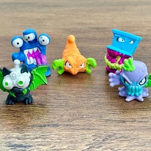 Mr Beast Lab Swarms Alpha Series Micro Figure Toy Figures Fang Vision Hand SET 5